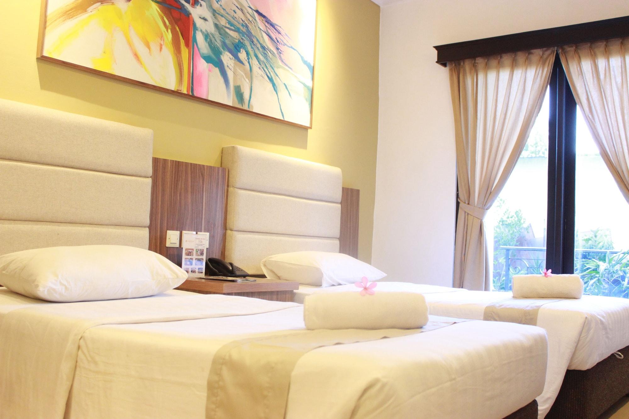 The Grand Palace Hotel Yogyakarta Esterno foto