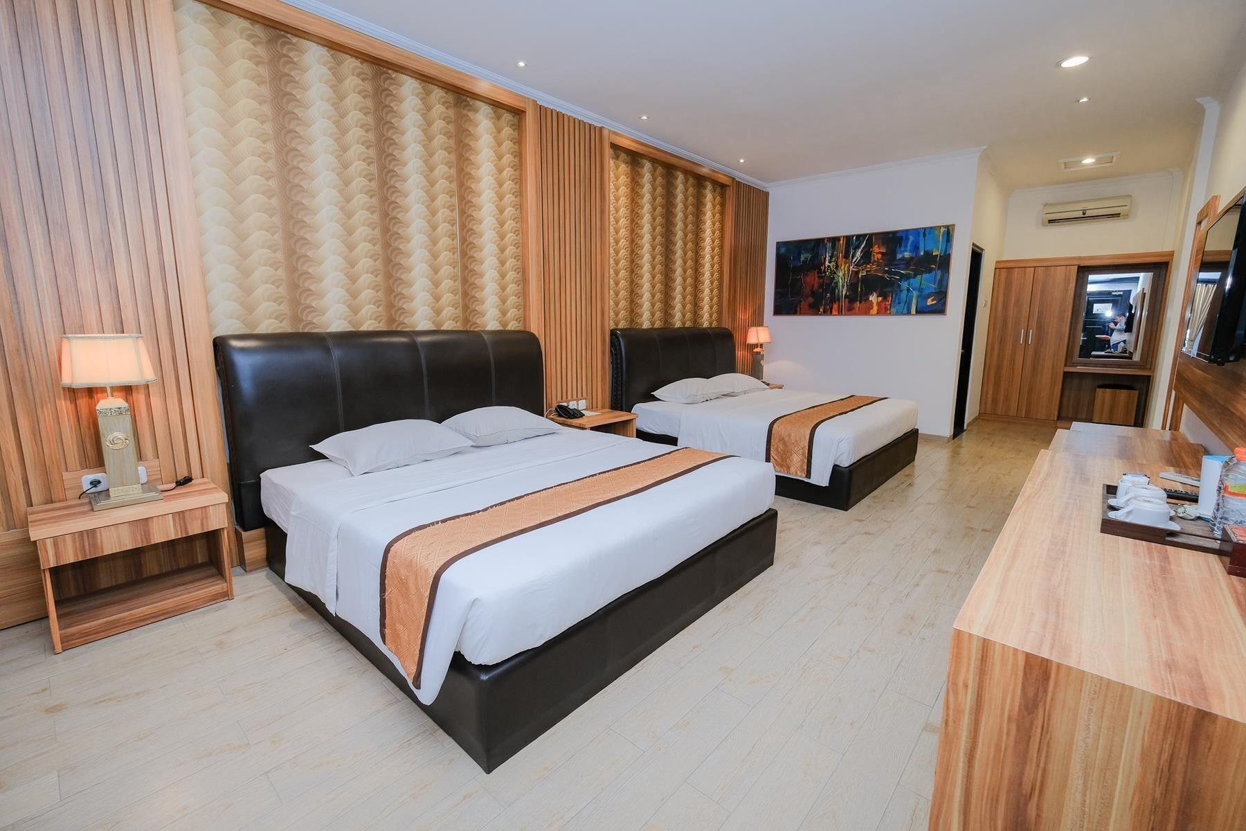 The Grand Palace Hotel Yogyakarta Esterno foto