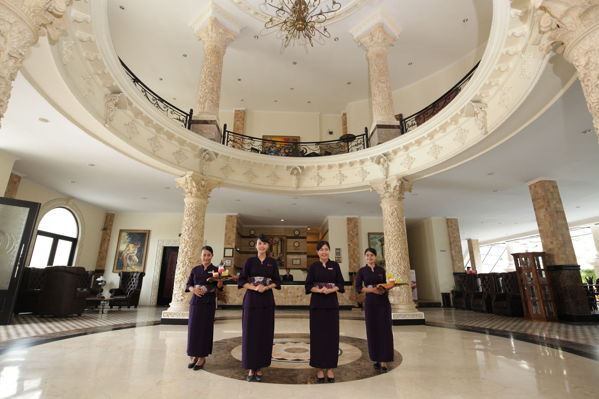 The Grand Palace Hotel Yogyakarta Esterno foto