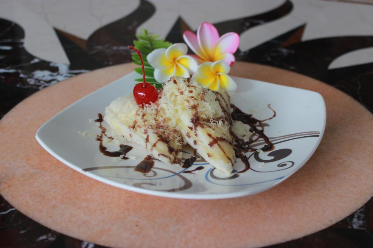 The Grand Palace Hotel Yogyakarta Esterno foto